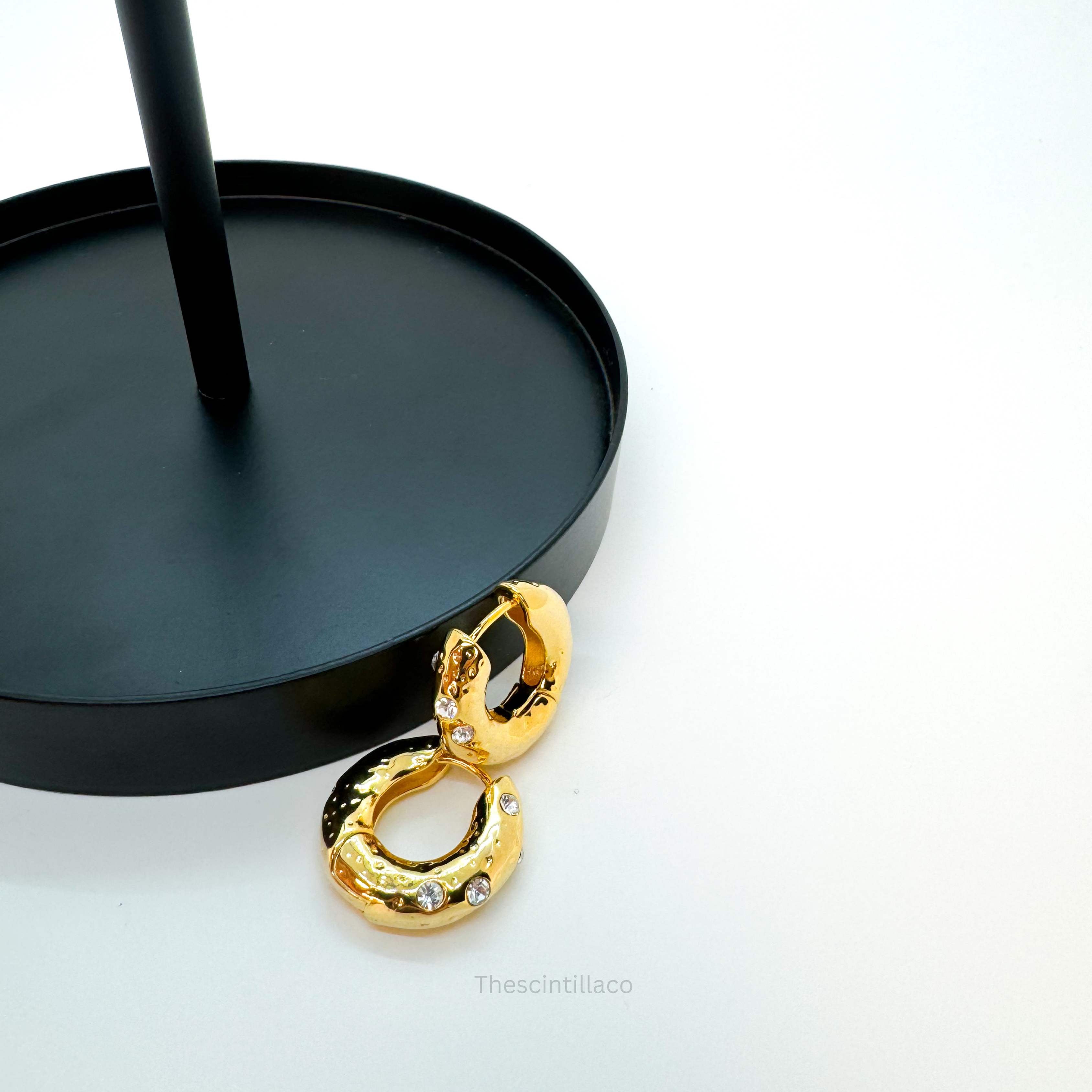 Everyday Zircon Hoop Earring
