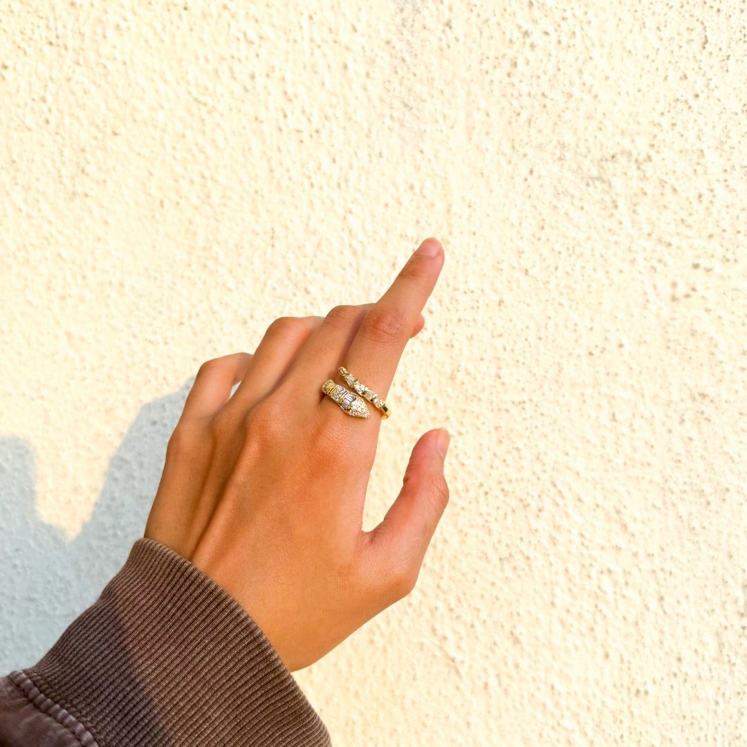 Serpent Adjustable Ring