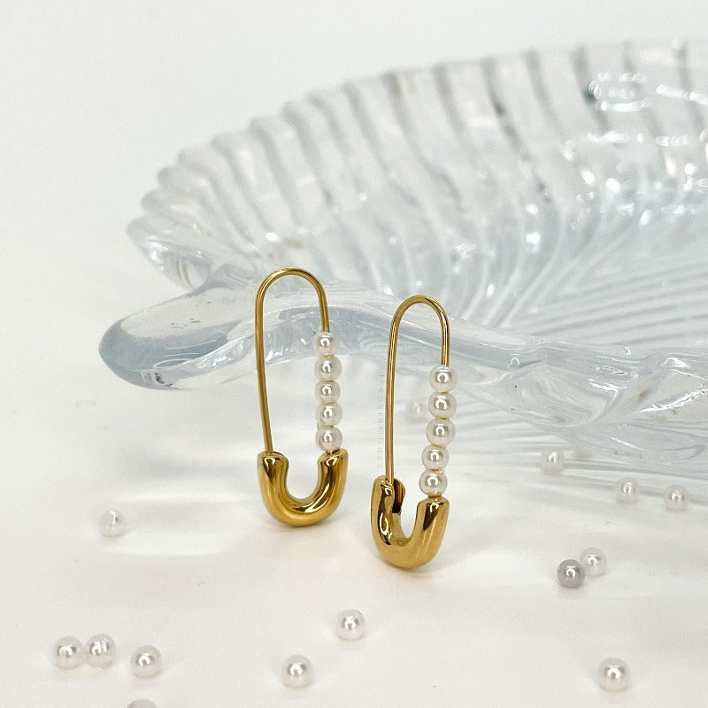 Margaret Clip Pin Earring